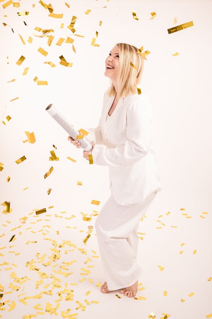 RTT terapevtka Ailana po uspešno zaključenem izobraževanju pri Marisi Peer – občutek ponosa, dosežka in notranje rasti.